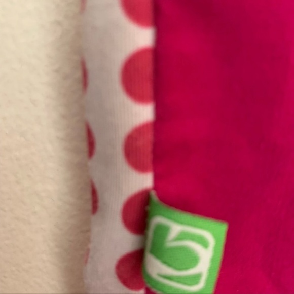 3/$30  Health Pro stretch dark pink polka dot stretch scrub top - Picture 5 of 5